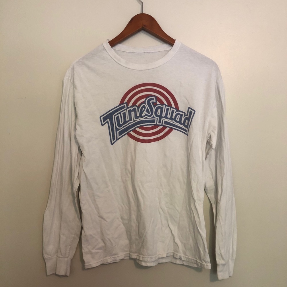 TUNE SQUAD long sleeve